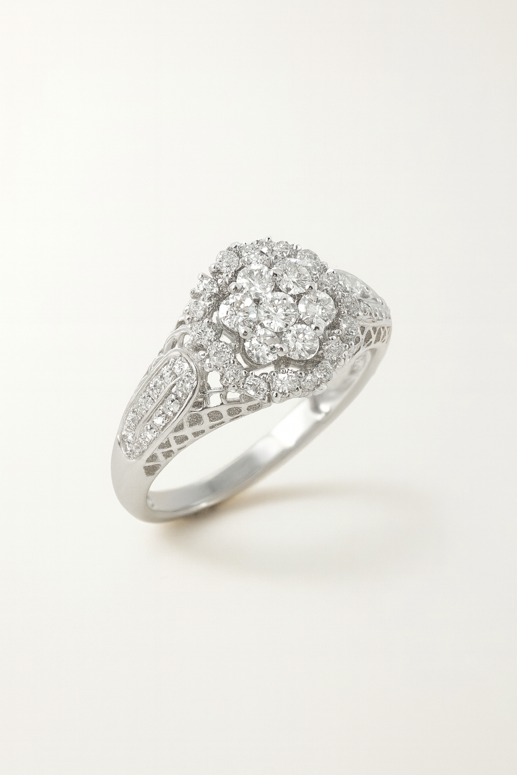 Rosette Diamond Ring