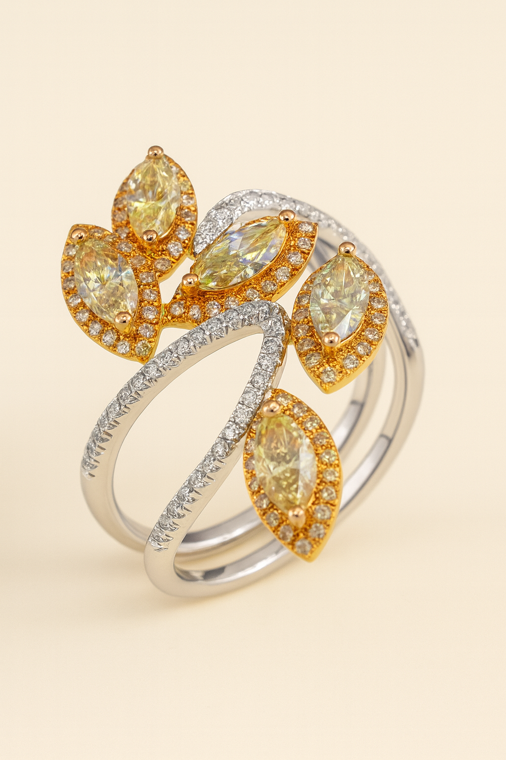 Mila Leaf Harmony Ring