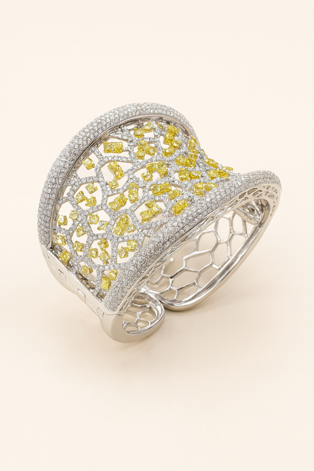 Arielle Sunlit Vine Bangle