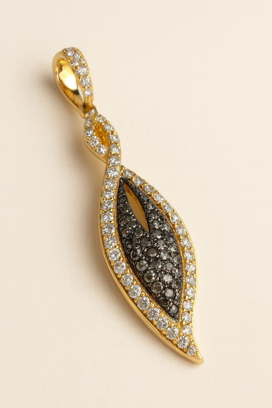Enchanté Diamond Twist Pendant