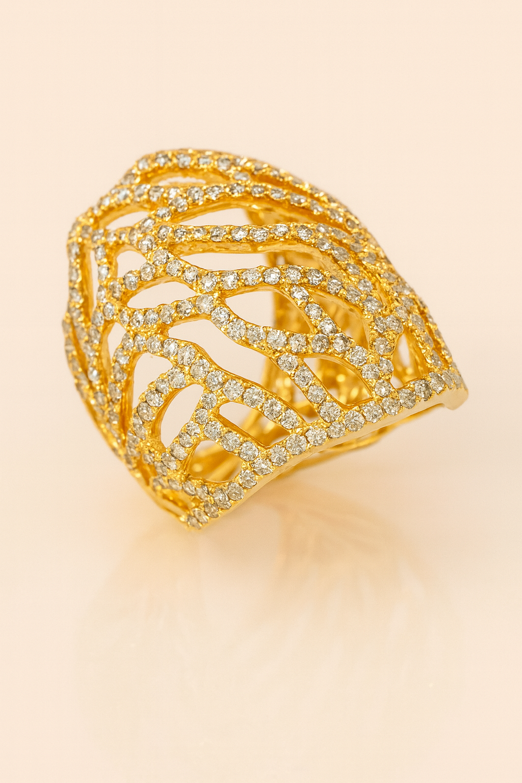 Everette Diamond Lattice Ring