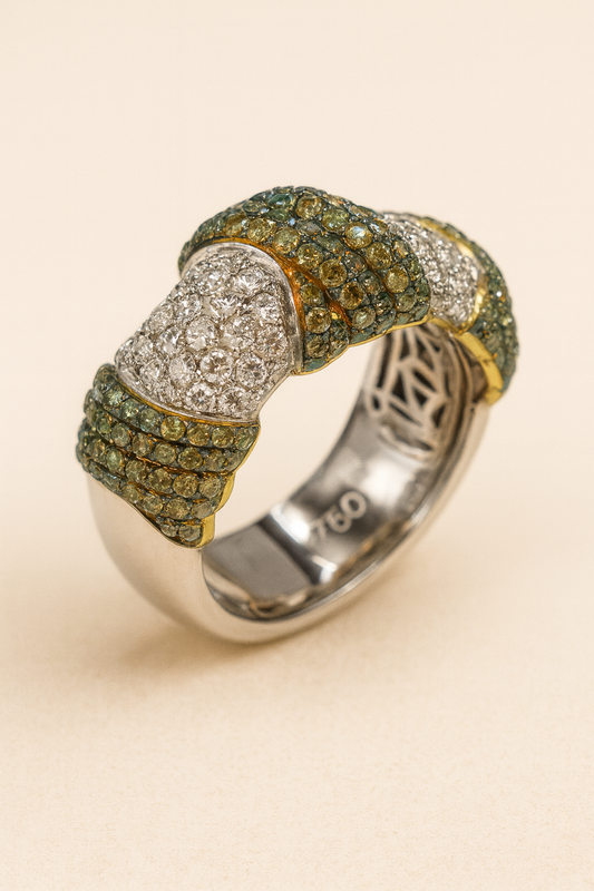 Sandra Knots Diamond Ring
