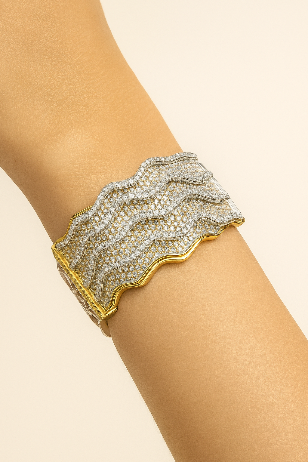 Lucienne Wave Bangle