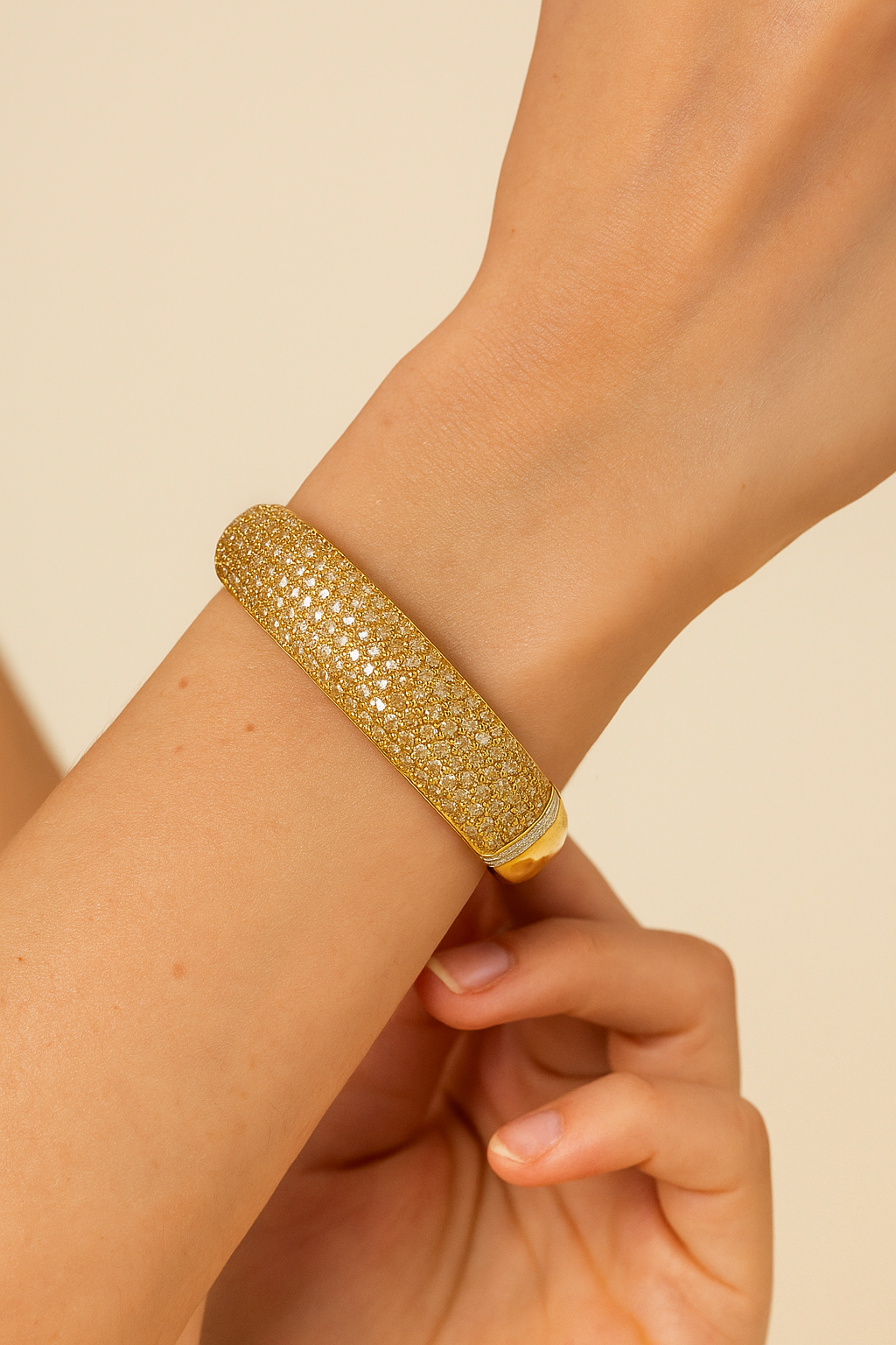Shiva Aurora Diamond Bangle