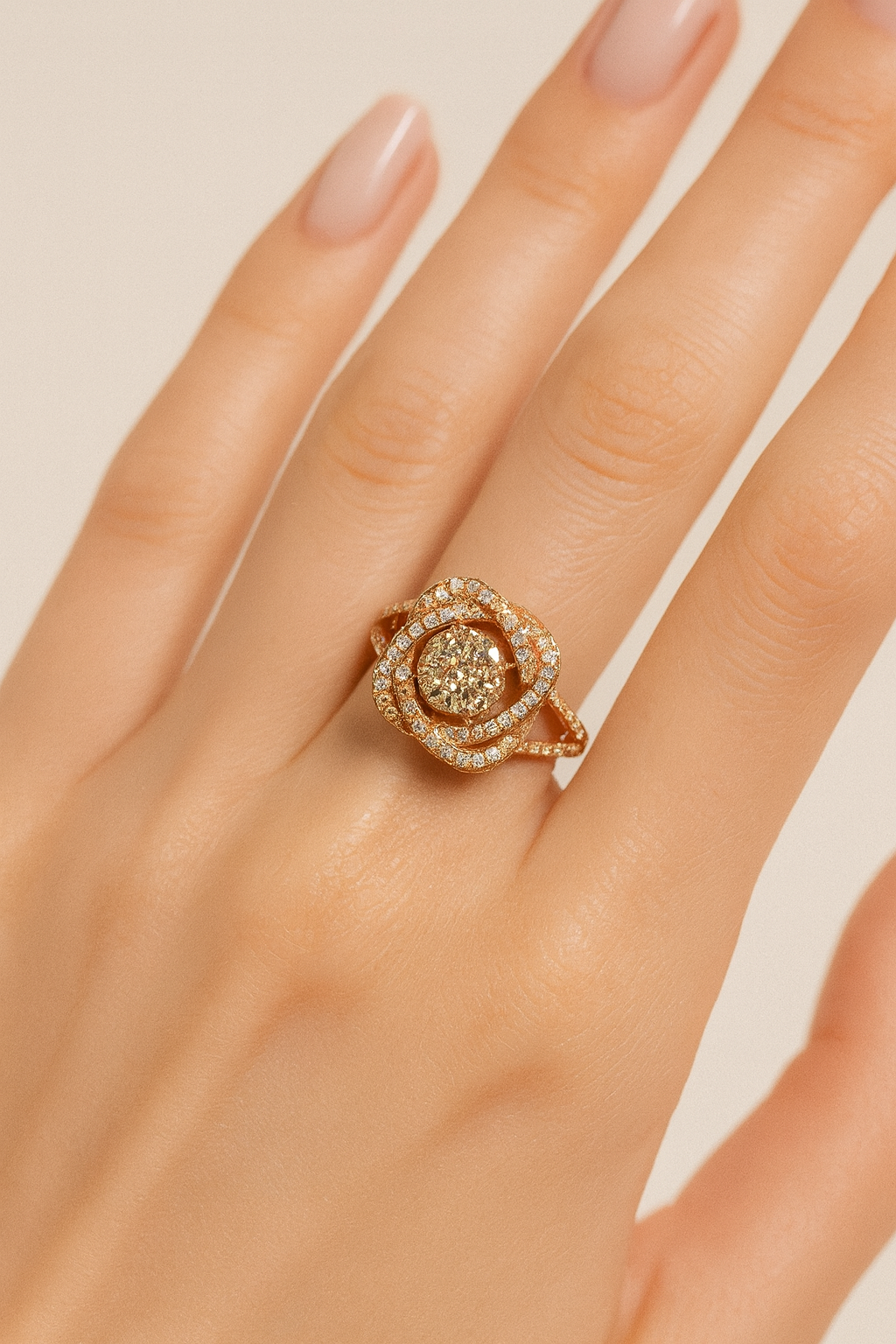 Solaris Bloom Diamond Ring