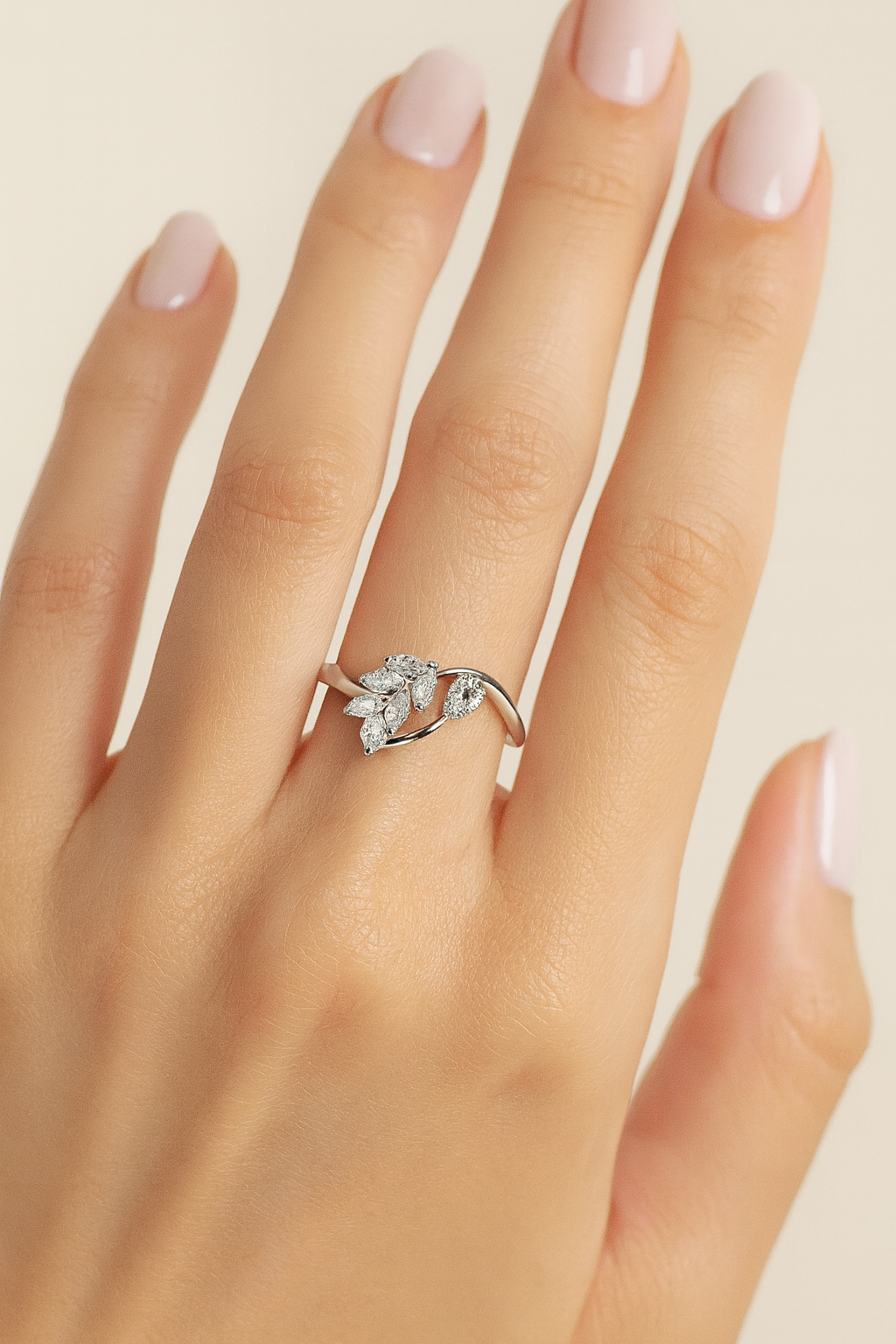 Vera Laurel Embrace Bypass Ring